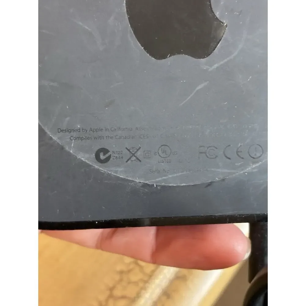 Apple TV 3rd Generation 8GB HD Media Streamer A1469 NO REMOTE